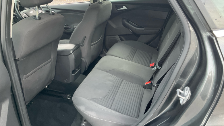 Ford Focus 1.0 EcoBoost 125 Titanium 5dr Petrol Hatchback